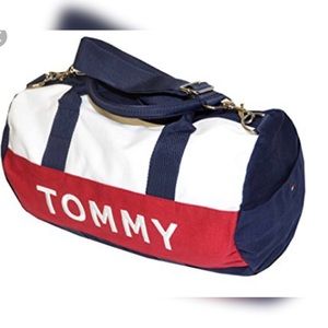 1 Hour⚡️Tommy Hilfiger Mini duffle purse